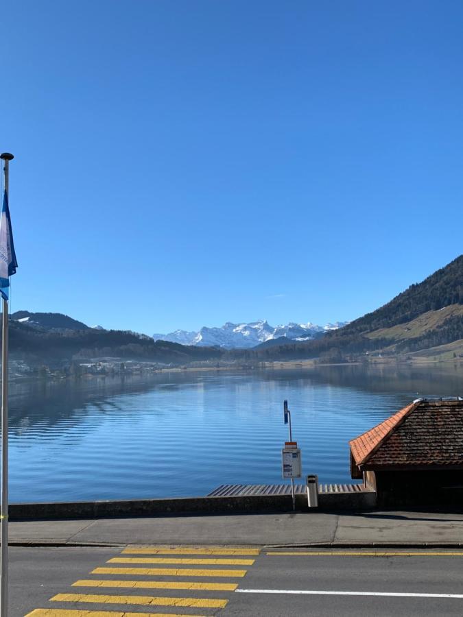 Hotel - Restaurant Eierhals Am Aegerisee Oberägeri Екстериор снимка